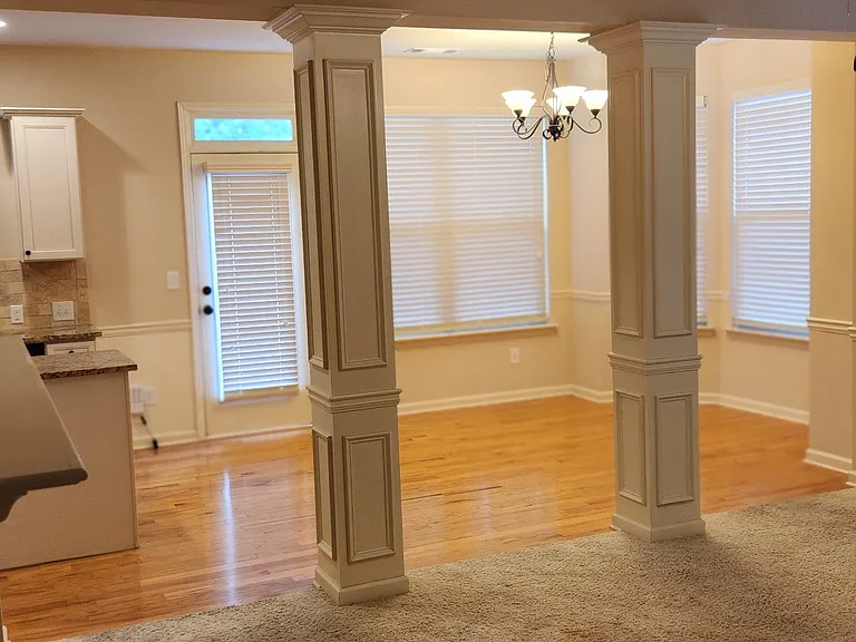 3909 Brockenhurst Dr — Photo 12