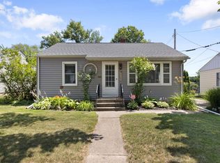 715 Bohm Ct, Rockford, IL 61107