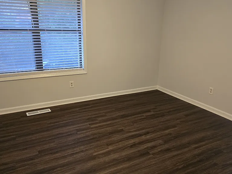 3211 Highpoint Ct — Photo 6
