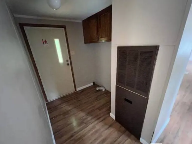 208 Double Oaks Ct — Photo 9