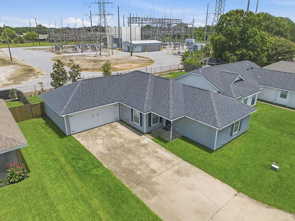 5641 Smokey Hills Trl