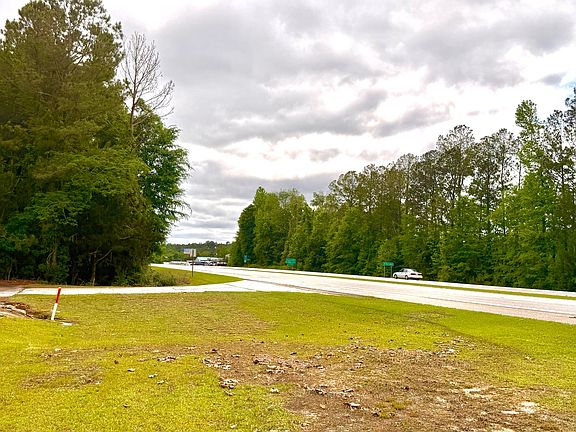 5th image of 3100 Highway 43 S