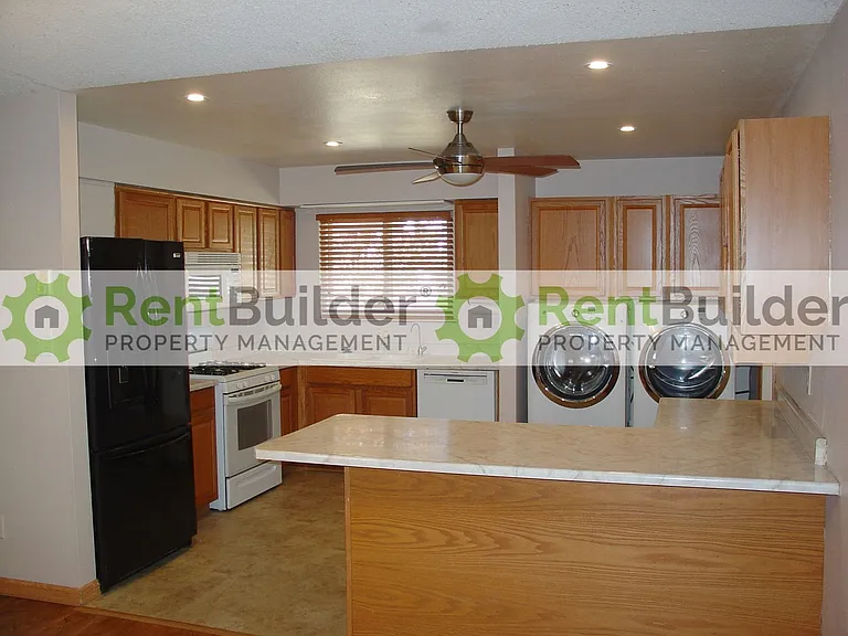 14104 Turner Pl NE — Photo 27