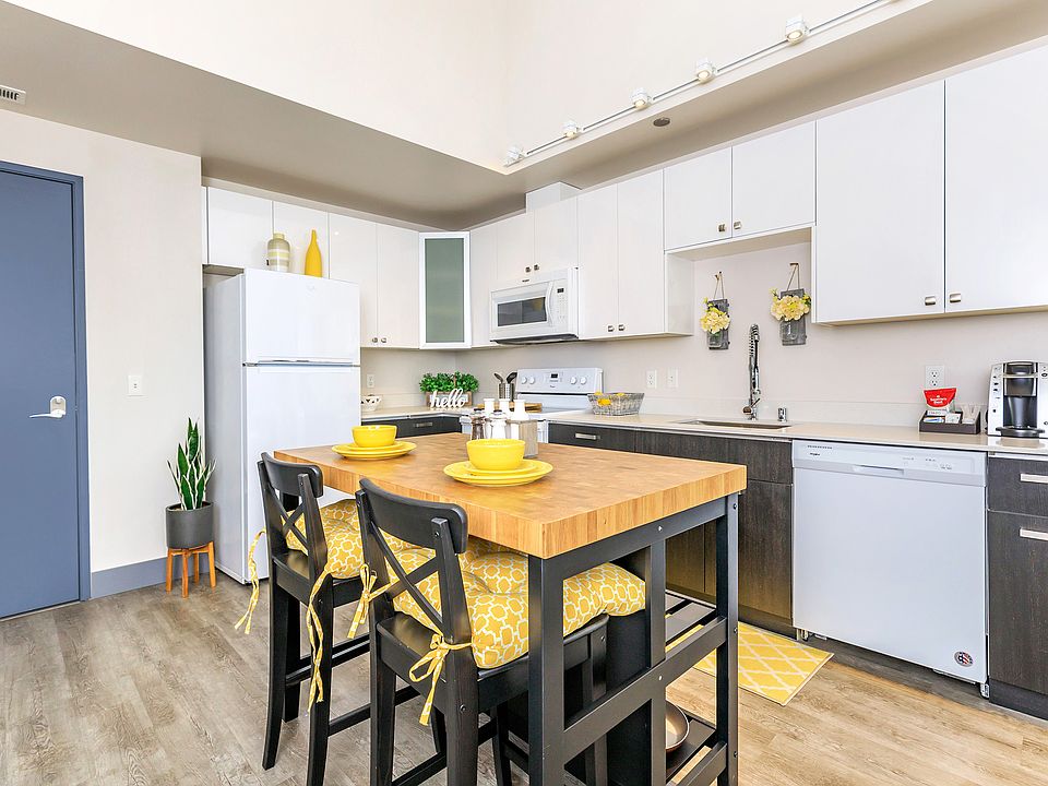 Airmark Apartment Rentals Tukwila, WA Zillow