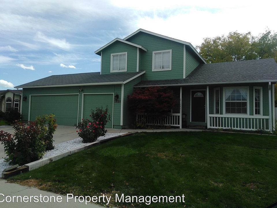 1st image of 2825 Myrtlewood Way