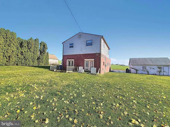 186 Nashville Blvd, Spring Grove, PA 17362