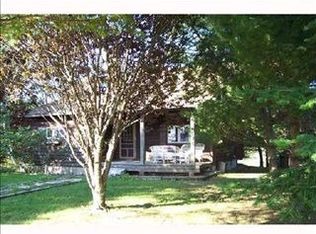 46 Prilay Rd, Newport, ME 04953