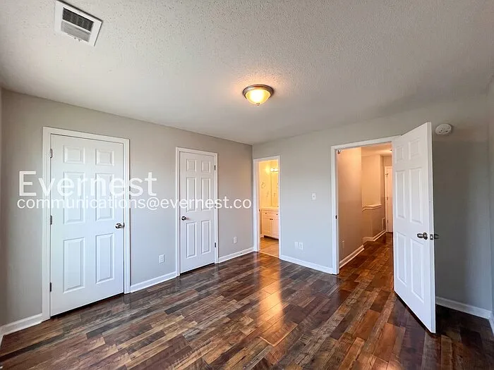 7266 Illinois Central Ave — Photo 14