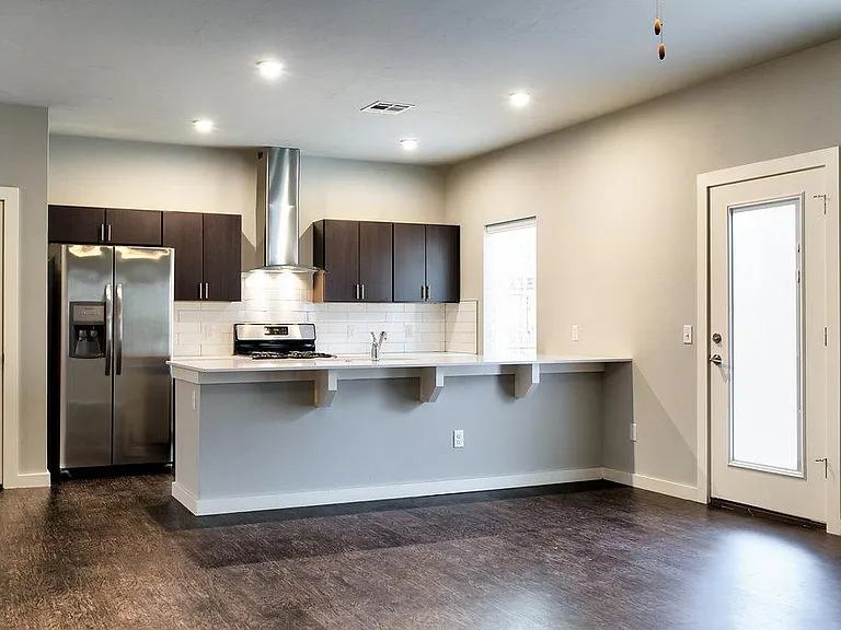 17605 Sunny Hollow Rd #B — Photo 3