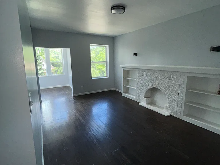 1853 S Springfield Ave #1 — Photo 7