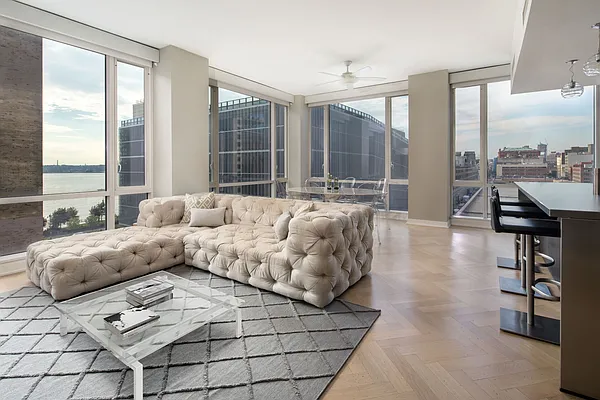 Sold by Compass | media 14