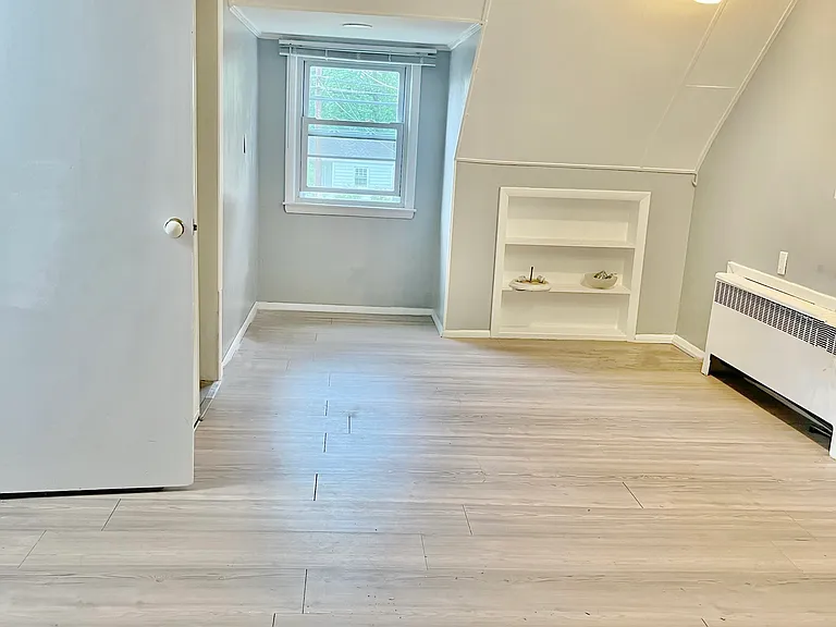 258 Steamboat Rd — Photo 6