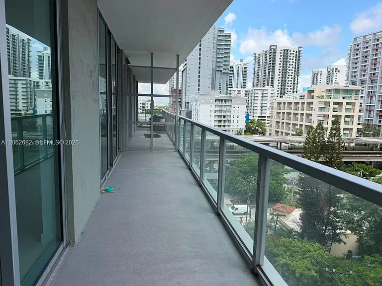 1111 SW 1st Ave #1024 — Photo 15