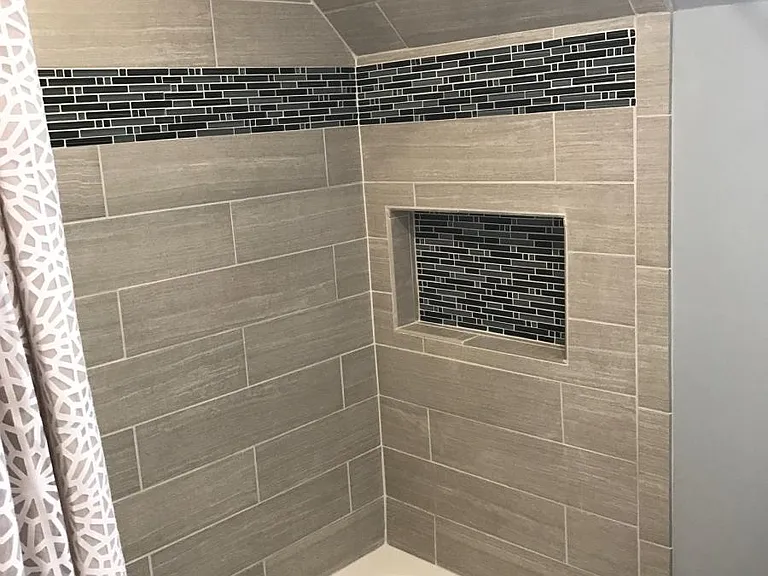 Upstairs Full Bath