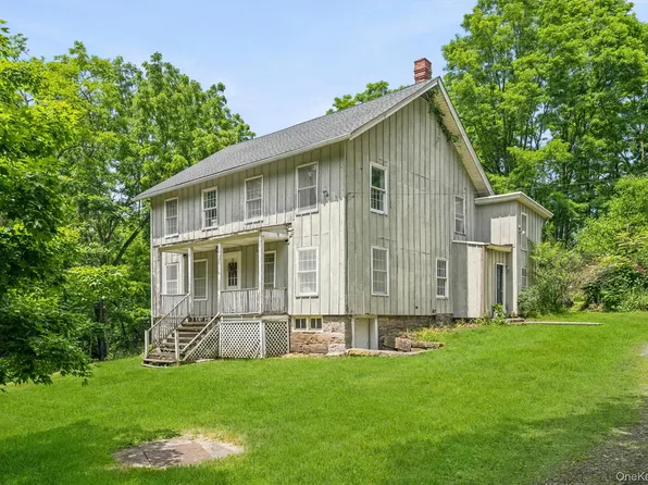 196 Newport Bridge Road, Warwick, NY 10990