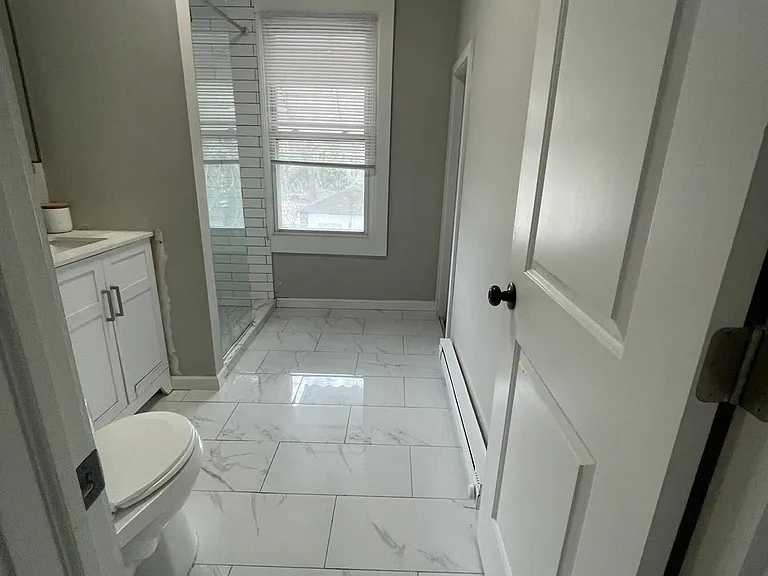 84 Munson St #2B — Photo 12