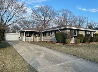 307 N Orchard Dr, Park Forest, IL