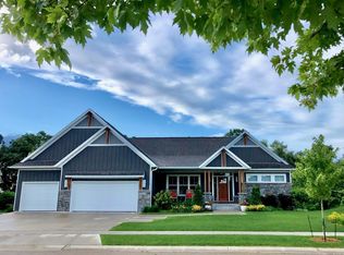 4053 Stone Point Dr NE, Rochester, MN 55906