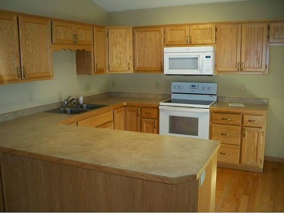 2nd image of 22208 Zion Pkwy NW