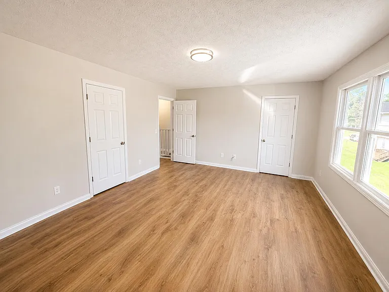310 Pigeon Ct — Photo 9