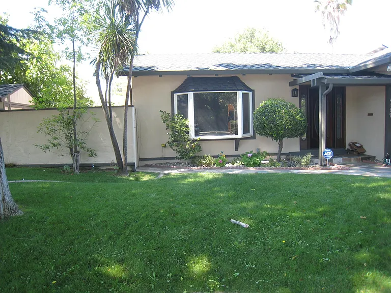 4197 Keith Dr — Photo 2