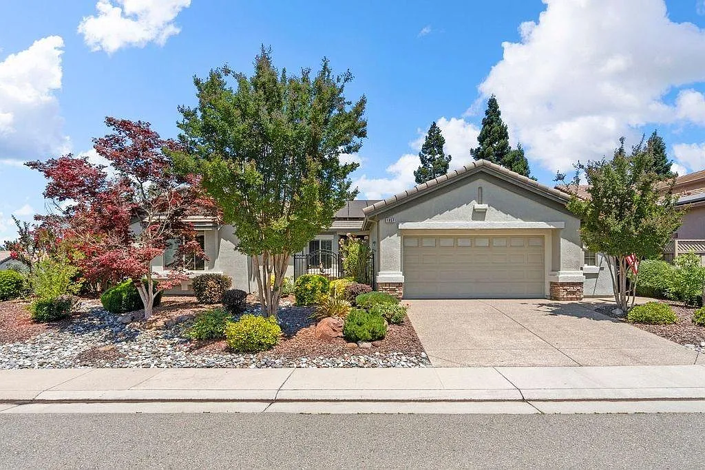 1857 Hawk Hill Ln photo 1