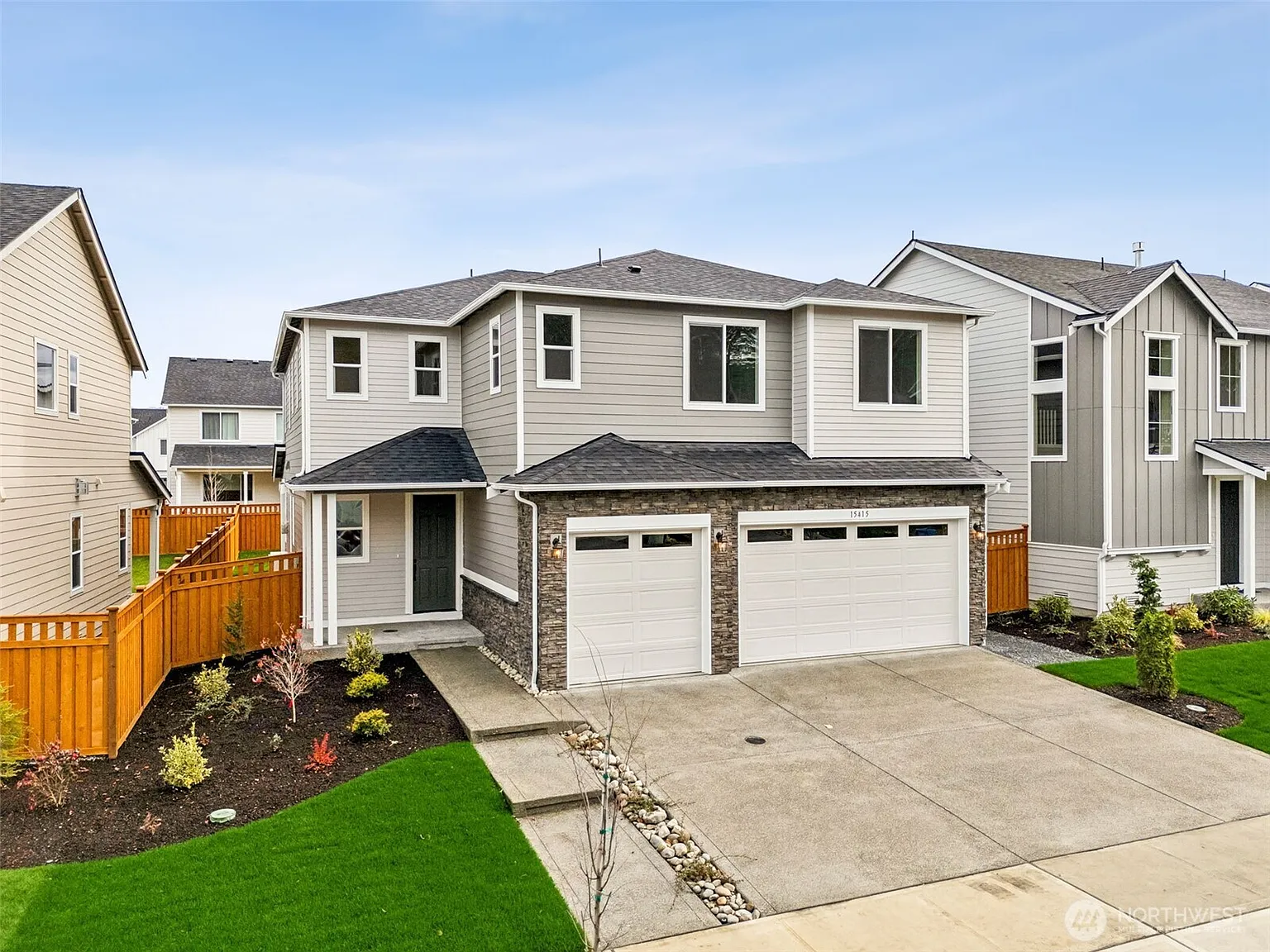 15415 205th Avenue E #236 photo 1