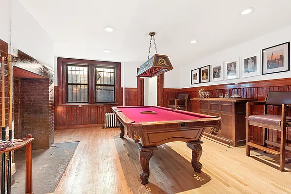 Sold by Compass | media 8