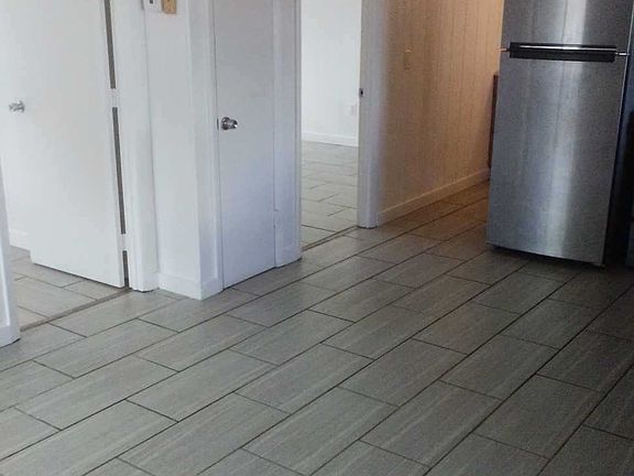 4th image of 1057 34th St NW APT 1