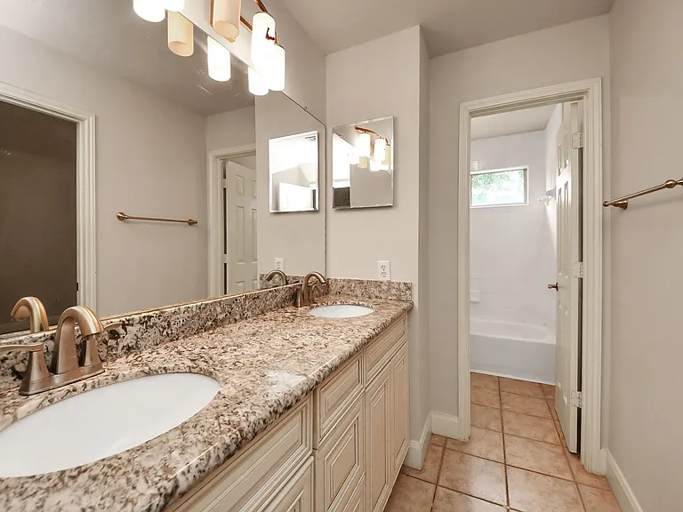 6314 Holly Canyon Ct — Photo 34