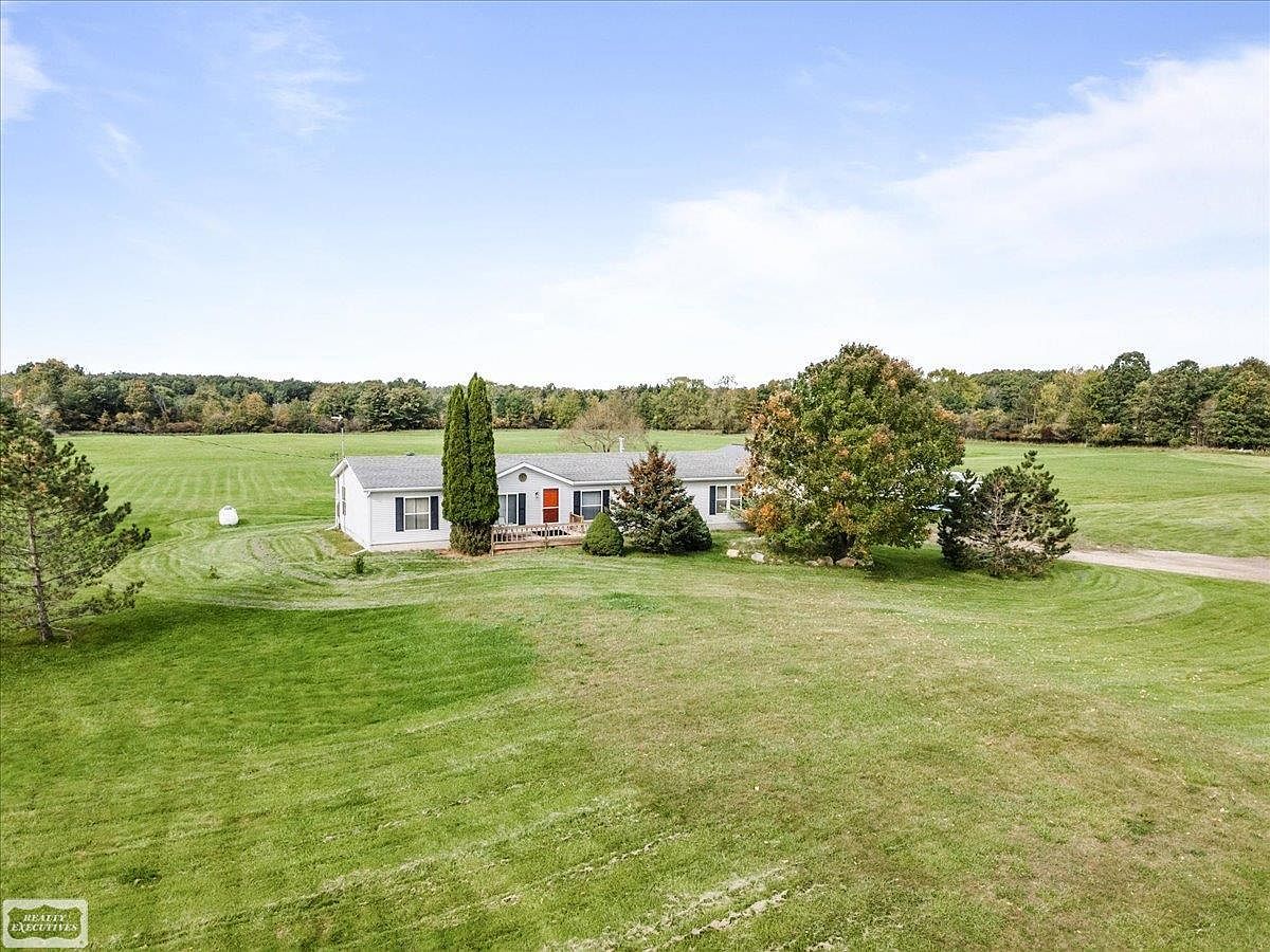 8143 Gibbons Rd, Jeddo, MI 48032 Zillow