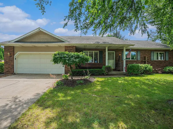 17574 Steppelands Ln, Goshen, IN 46526