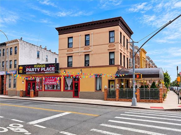 3rd image of 2150 Bath Ave