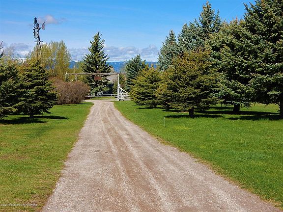 4th image of 1890 Larsen Ln