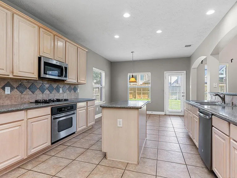 3531 Shoreview Ln — Photo 17