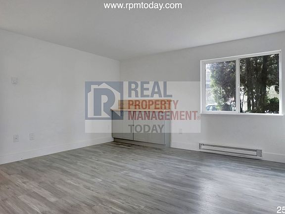 4th image of 7521 10th Avenue Ct E APT B