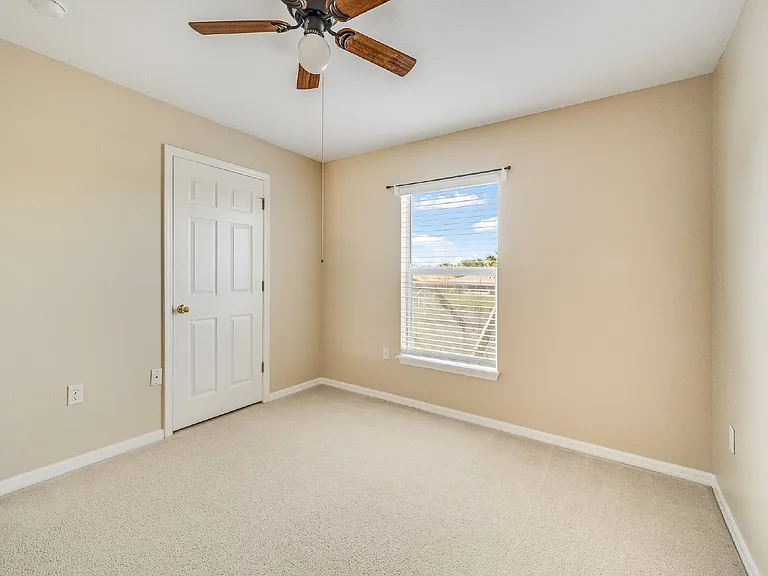 2081 Brookshire Cir — Photo 28