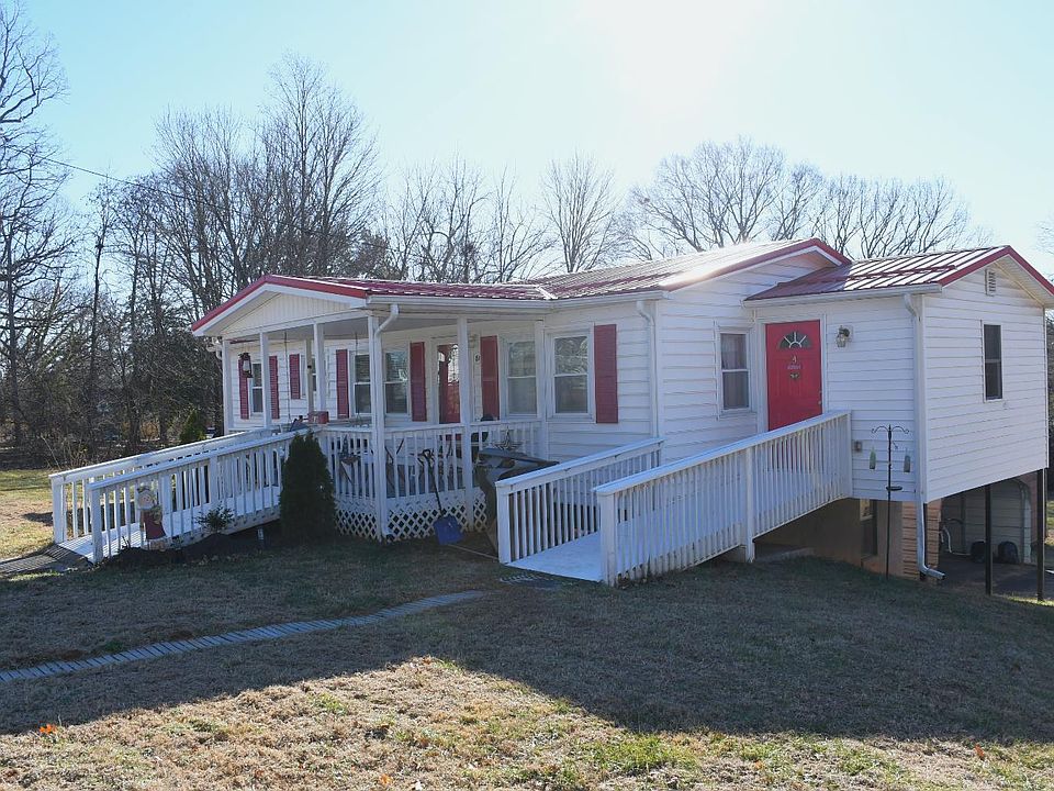1st image of 818 Oak St