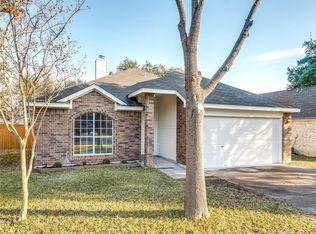 2504 Armstrong Dr, Leander, TX 78641