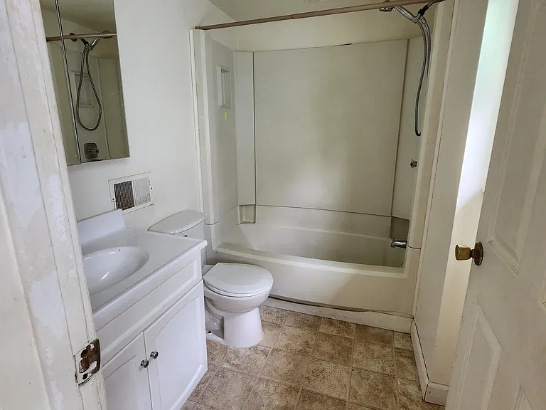 Bathroom on upper level