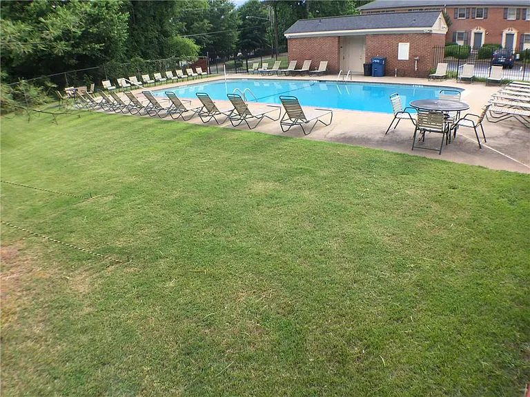 2906 Webb Bridge Rd — Photo 19