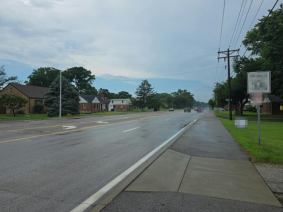 5th image of 1160 S New Florissant Rd