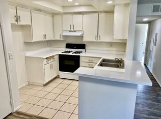 5259 Cartwright Ave APT 204, North Hollywood, CA 91601