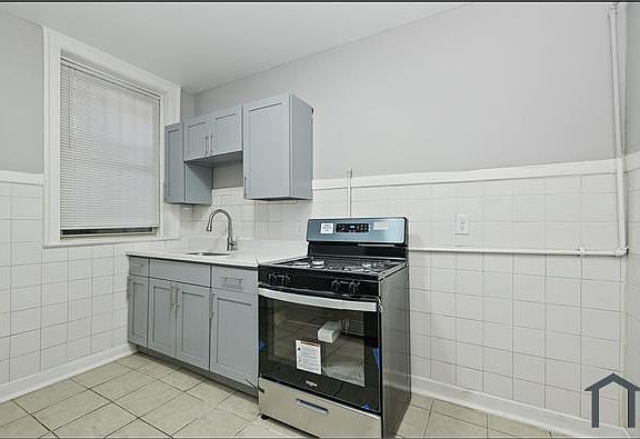 3rd image of 10360 S Walden Pkwy