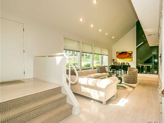 2nd image of 100 Birch Dr