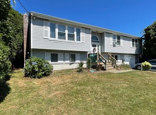90 Ripple Cove Rd, Hyannis, MA 02601