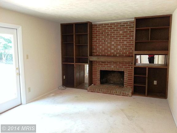 5th image of 15722 Singletree Ln
