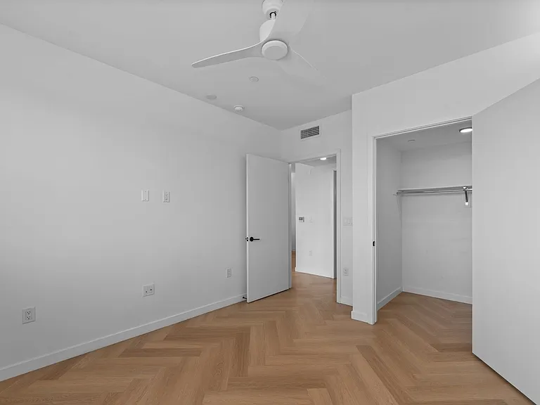 TALA Residences at Gillis House — Photo 33