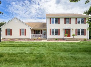 50 Muriel Ln, Feeding Hills, MA 01030