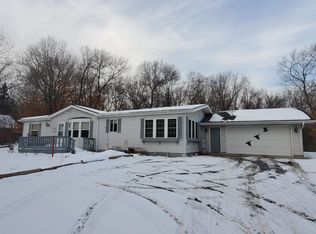 W5846 S Oak Park Cir, Shawano, WI 54166